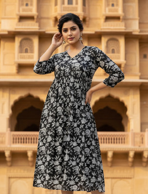 Anika Women Floral Print, Printed Anarkali Kurta(Black)