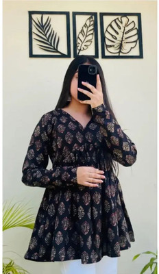 AFC Women Block Print, Floral Print, Printed, Solid Anarkali Kurta(Black)