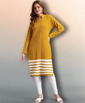 DECANTER Women Striped Straight Kurta(Orange)