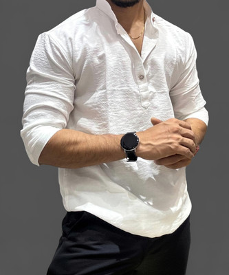 SHOOLIN Men Solid Straight Kurta(White)