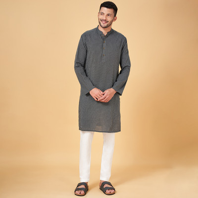 Indus Route by Pantaloons Men Self Design A-line Kurta(Black)