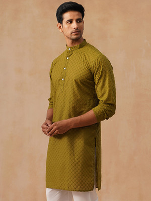 Jompers Men Chikan Embroidery Straight Kurta(Green)