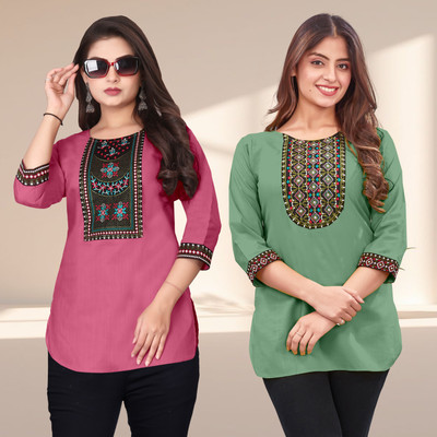 HELLY512 Women Embroidered A-line Kurta(Multicolor)