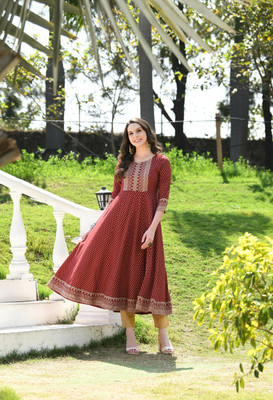 STRAYLO Women Floral Print Anarkali Kurta(Maroon)