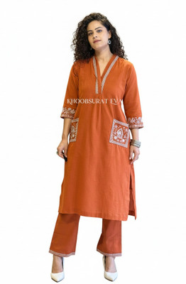 trendpe Women Solid, Embroidered Straight Kurta(Orange)