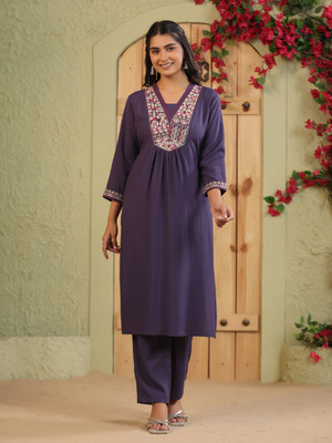 Span Women Self Design Straight Kurta(Purple)