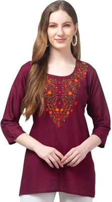 Creative Kurti Palace Women Embroidered Straight Kurta(Maroon)