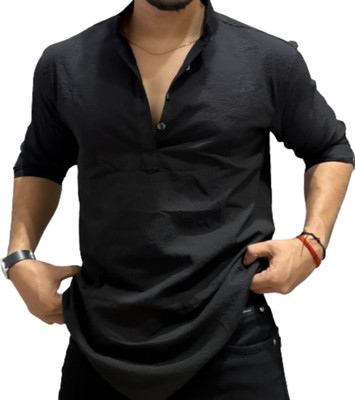 SHOOLIN Men Self Design Straight Kurta(Black)