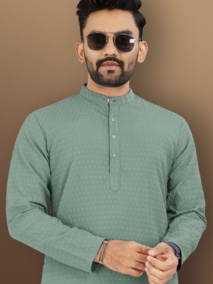 VeBNoR Men Solid Straight Kurta(Light Green)