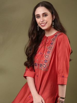 ANOUK Women Embroidered Straight Kurta(Brown)