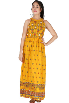 NeeloKurtis Women Self Design Gown Kurta(Multicolor)
