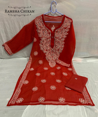 RAMSHA CHIKAN Women Embroidered Straight Kurta(Red)