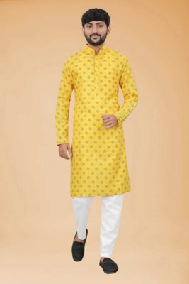 Trending Rashmi Men Solid Straight Kurta(Yellow)