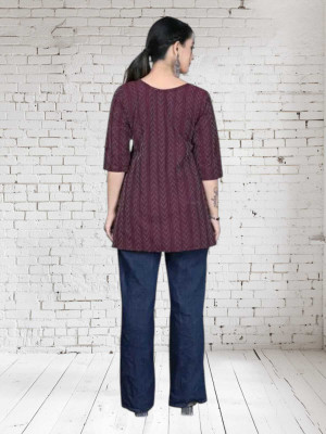 Rangrasiya Creation Women Striped A-line Kurta(Maroon)