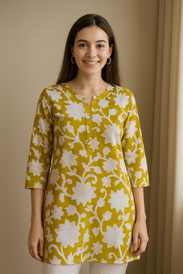 Trivedilt Women Floral Print, Printed A-line Kurta(Yellow)