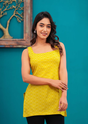 Label Adrija Women Floral Print A-line Kurta(Yellow)