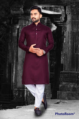 shreeram Men Solid Straight Kurta(Purple)