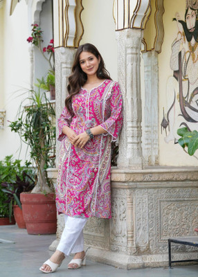 Queenslifestyle Women Embellished, Embroidered, Floral Print Straight Kurta(Multicolor)