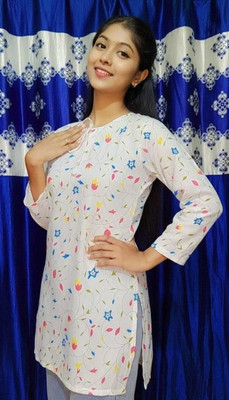 ASALA Women Floral Print, Printed A-line Kurta(Multicolor, White)