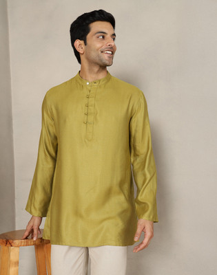 Fabindia Men Solid Straight Kurta(Green)
