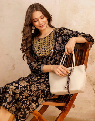 Surhi Women Printed Straight Kurta(Black)