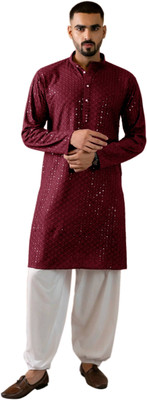 click n buy Men Embroidered Straight Kurta(Maroon)