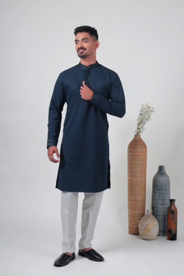 Varbandhan Men Solid Straight Kurta(Blue)