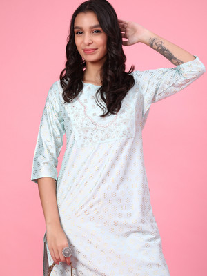 V-MART Women Solid, Embroidered A-line Kurta(Green)