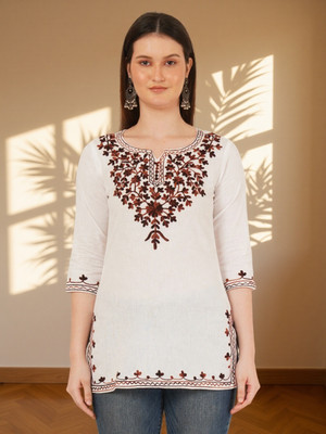 Miss Peach Women Embroidered A-line Kurta(White)