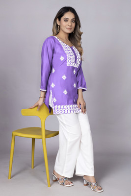 shivshakti faishon Women Embroidered Straight Kurta(Purple)