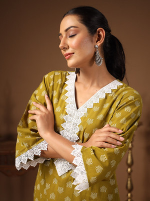 BKApparels Women Printed Straight Kurta(Green, White)