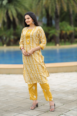 Puruvanshi Women Geometric Print A-line Kurta(Yellow)