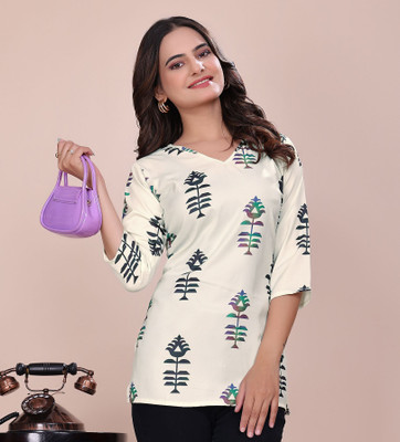 GLAM COUTURE Women Printed Straight Kurta(White)