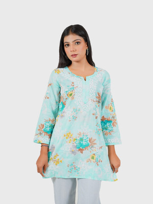 Era Chikan Women Floral Print, Embroidered Flared Kurta(Green)