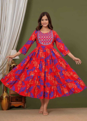 LABANIYA Women Printed, Embroidered Anarkali Kurta(Red)