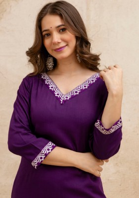 Surhi Women Embroidered Straight Kurta(Purple)