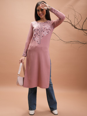 Vishudh Women Solid Straight Kurta(Pink)
