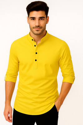 Tsarina Men Solid Straight Kurta(Yellow)