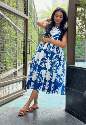 GXS Women Printed Flared Kurta(Blue)