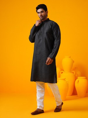 SOJANYA Men Embellished Straight Kurta(Black)
