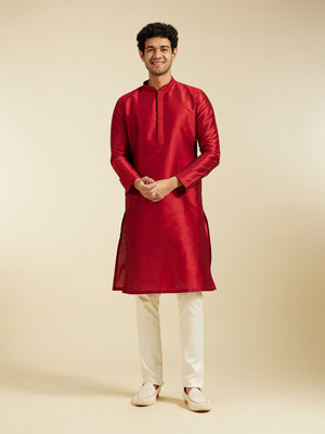 DIWAS by Manyavar Men Self Design Straight Kurta(Maroon)