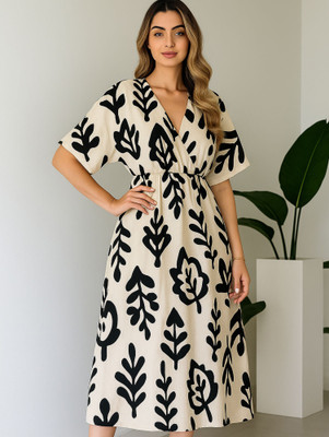 SRP Enterprises Women Printed Flared Kurta(Black)