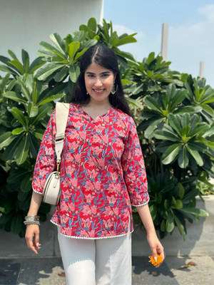 Estela Women Printed Tunic Kurta(Red)