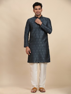 Rawayi Men Embellished Straight Kurta(Blue)