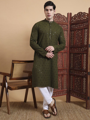 House of Pataudi Men Embellished Straight Kurta(Green)