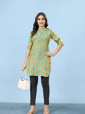 Suha Women Embroidered Straight Kurta(Multicolor)