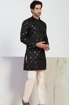 BISWAS Men Embroidered, Embellished Straight Kurta(Black)