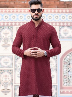 FOXDX Men Embroidered A-line Kurta(Maroon)