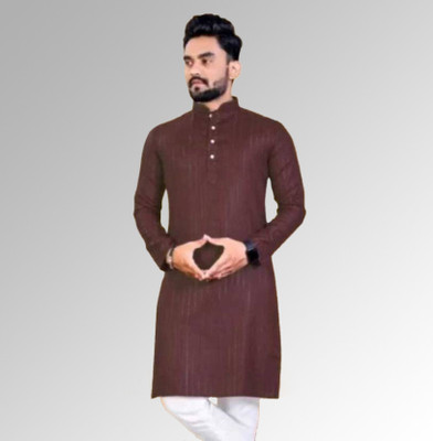 Simran Creation Men Solid Straight Kurta(Maroon)