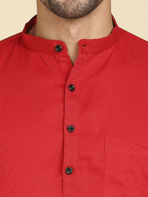Rajubhai Hargovindas Men Self Design Straight Kurta(Maroon)
